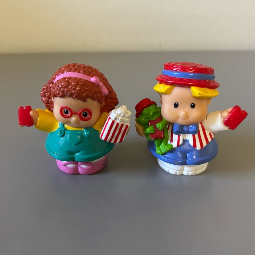 FISHER-PRICE Little People Vintage Figures